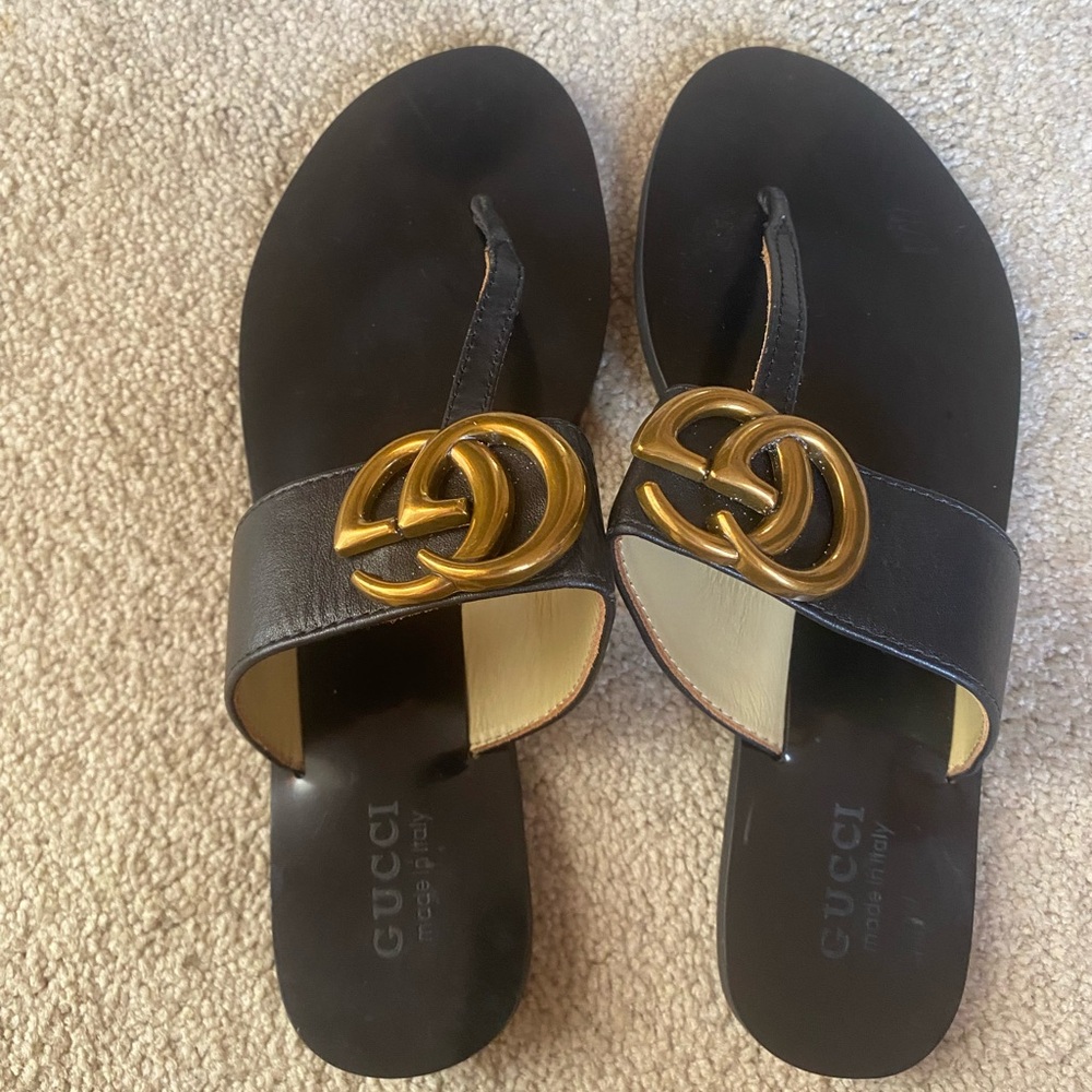 Italian Black Leather Thong Sandals with Gold Interlocking G